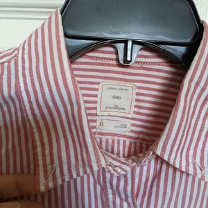 Gap fitted boyfriend shirt